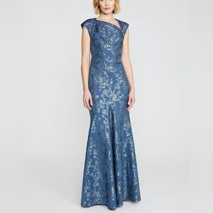$795 NWT Theia “Beatrice” Fit and Flare Maxi Gown Dress in Mercury Blue Sz 4